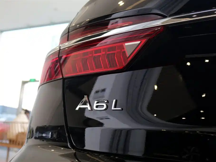 AUDI A6L 2024