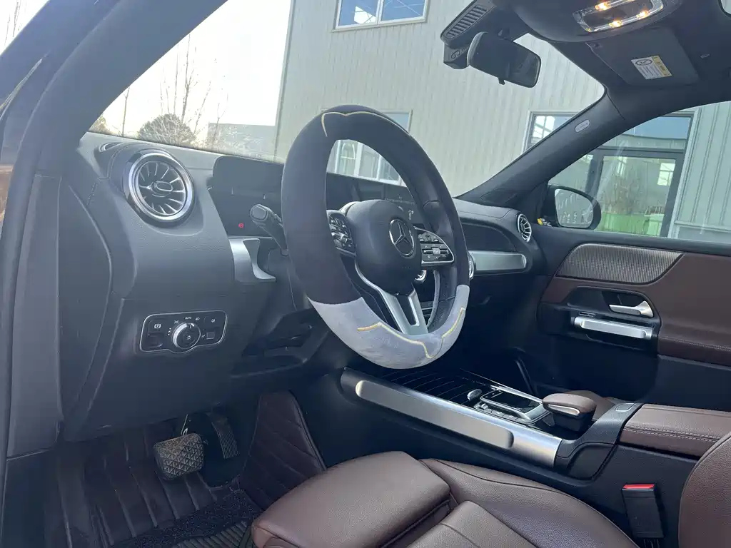 MERCEDES BENZ GLB 2022