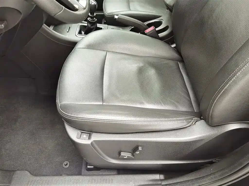 BAIC SENOVA X65 2015