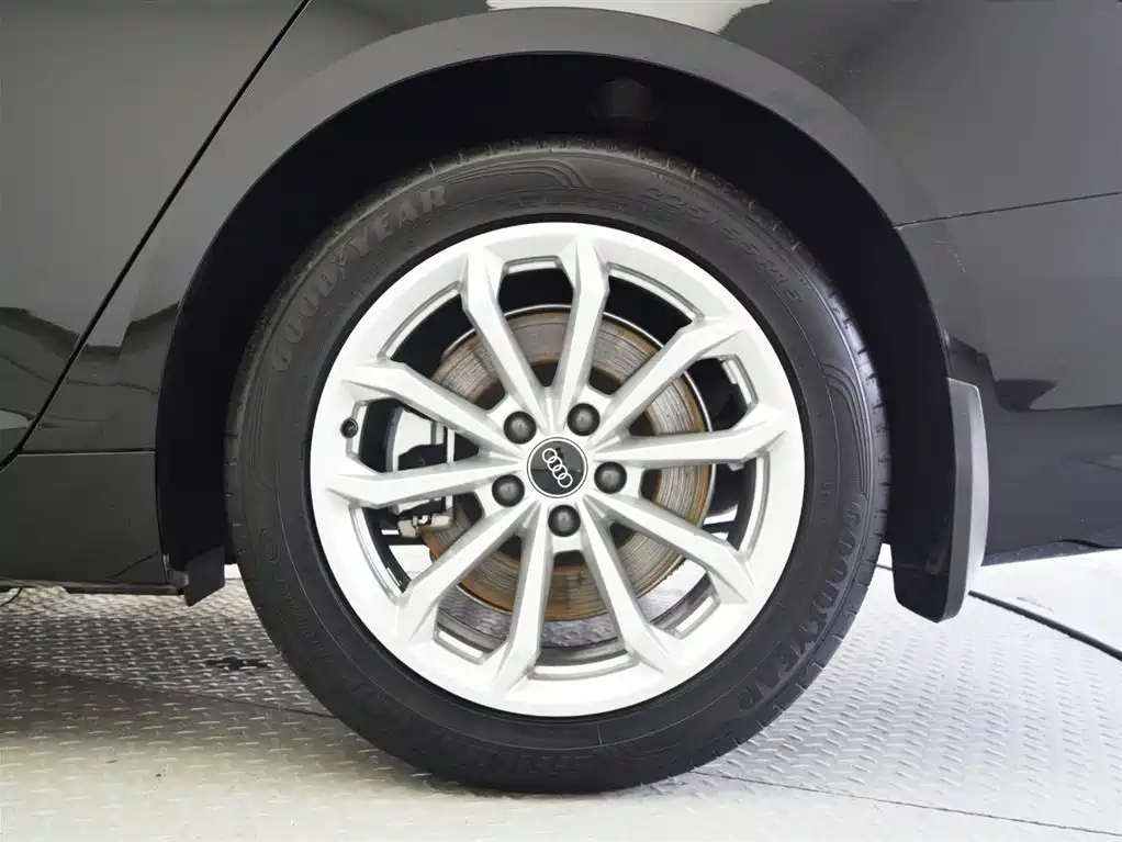AUDI A6L 2023