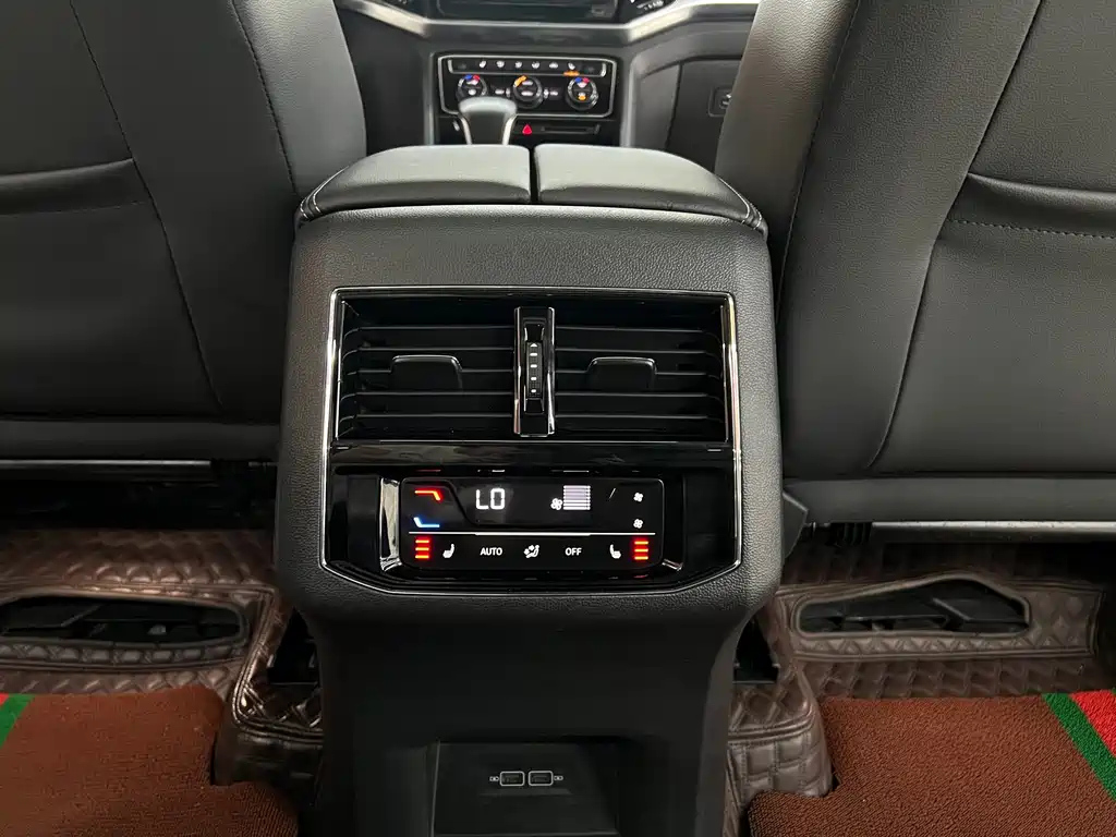 VOLKSWAGEN TOURAN 2021