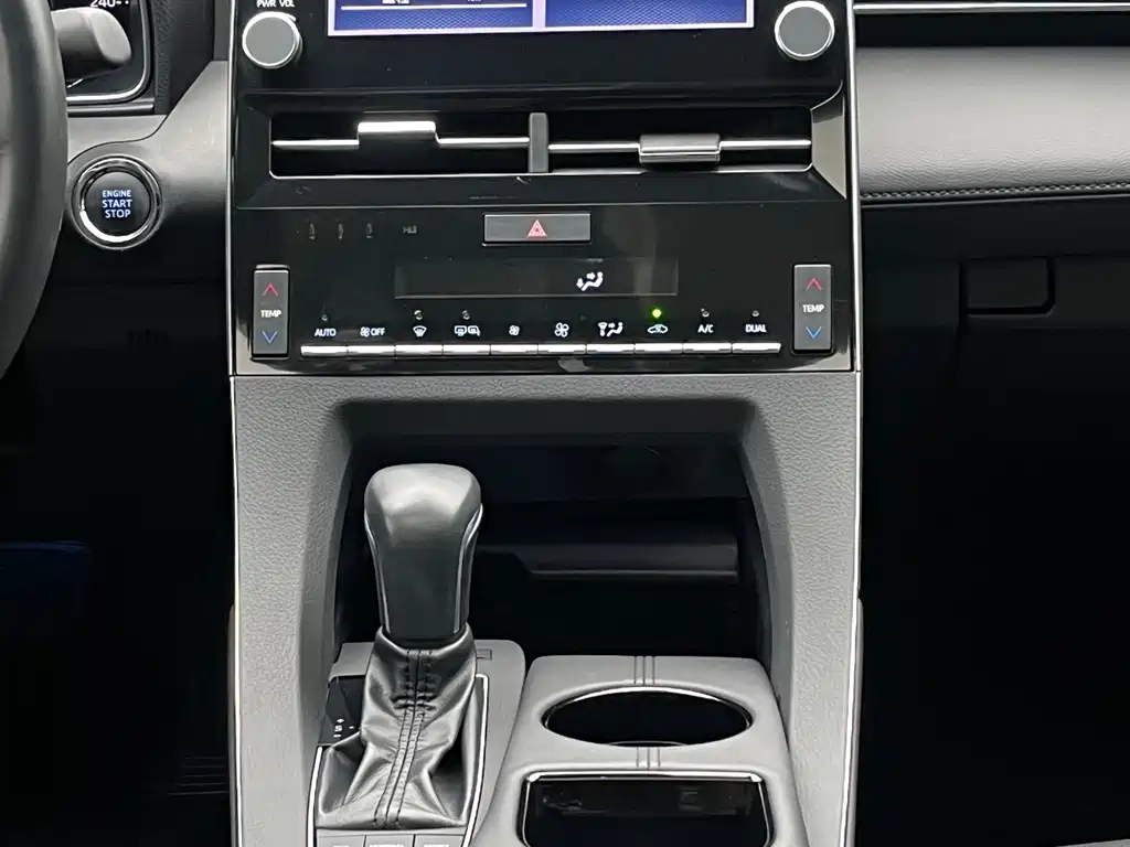 TOYOTA AVALON 2021