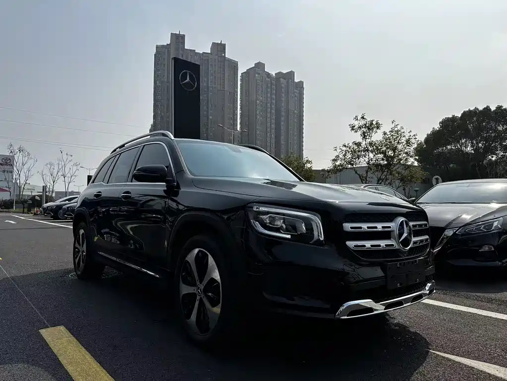 MERCEDES BENZ GLB 2022