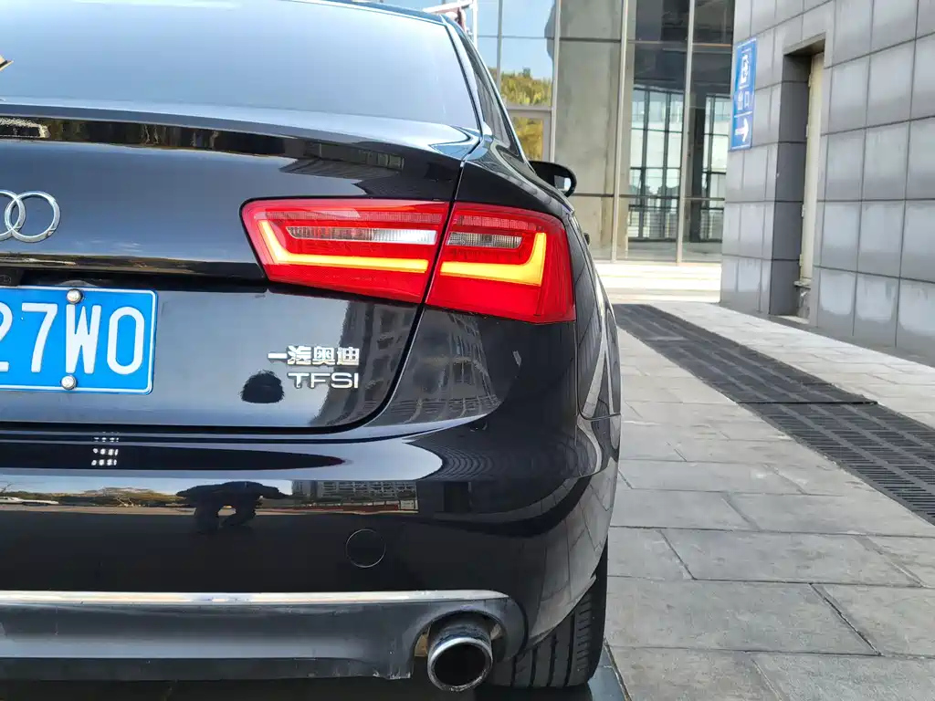 AUDI A6L 2014