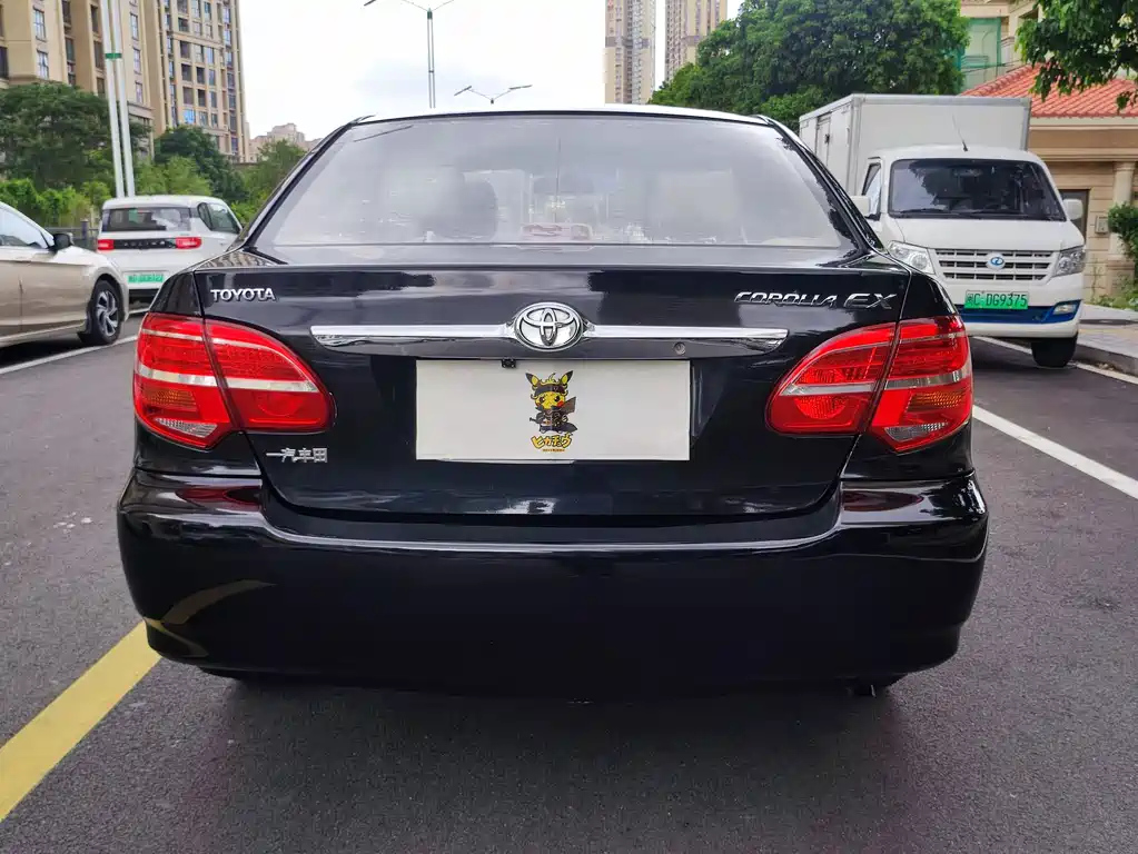 TOYOTA COROLLA 2013