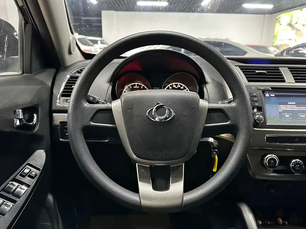 GEELY AUTO GEELY GX7 2015