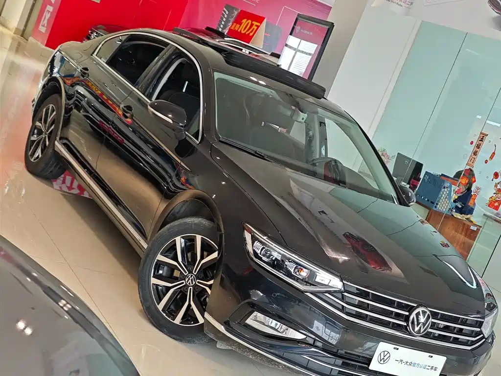 VOLKSWAGEN MAGOTAN 2020