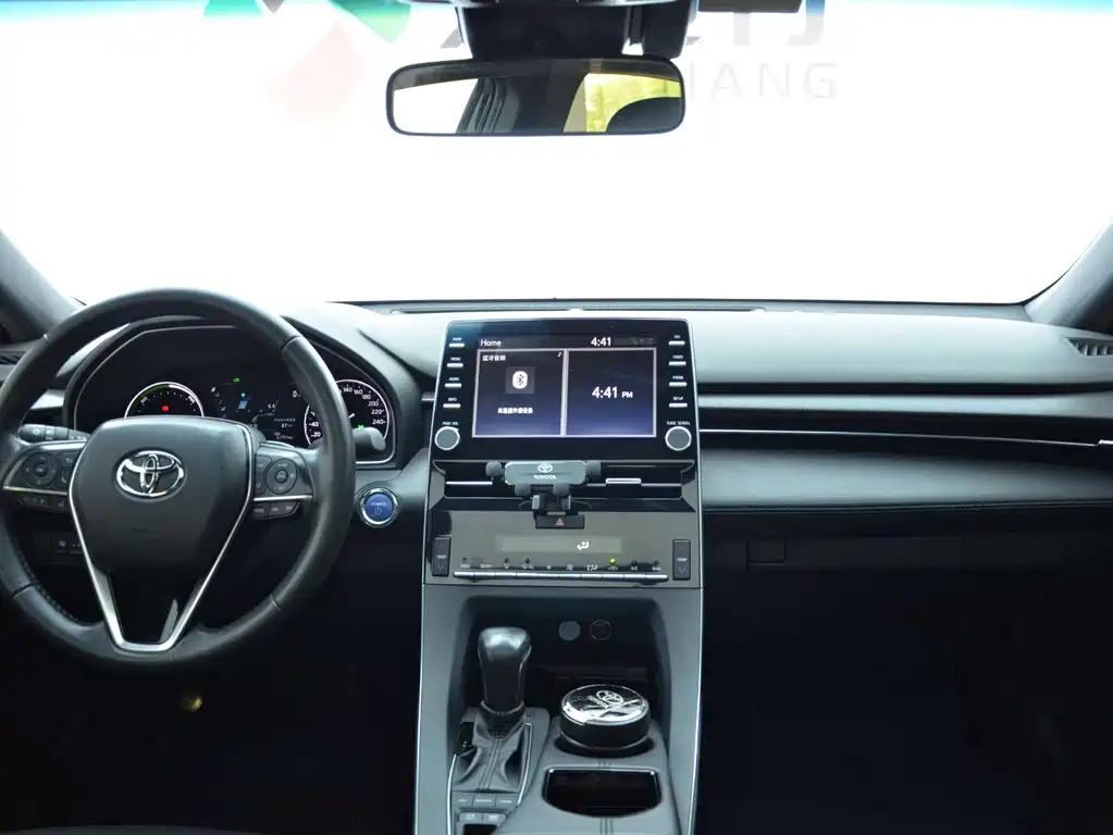 TOYOTA AVALON 2021
