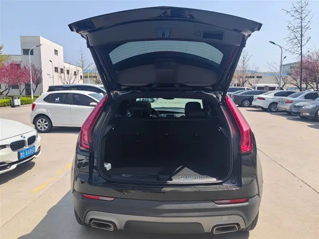 CADILLAC XT4 2022