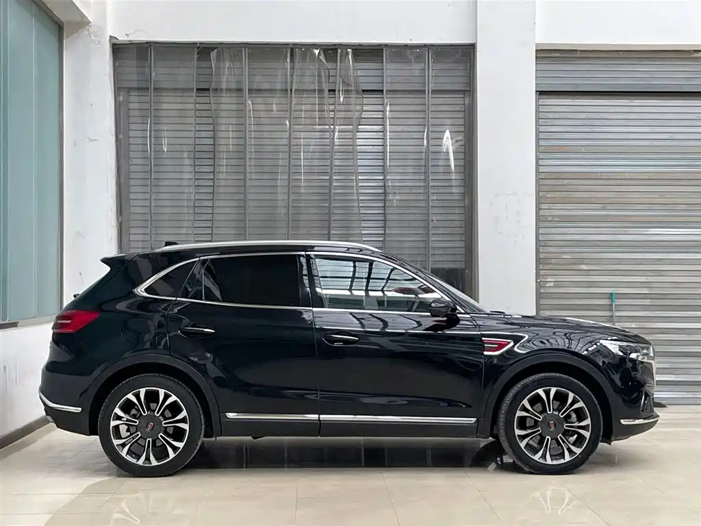 HONGQI HS5 2021