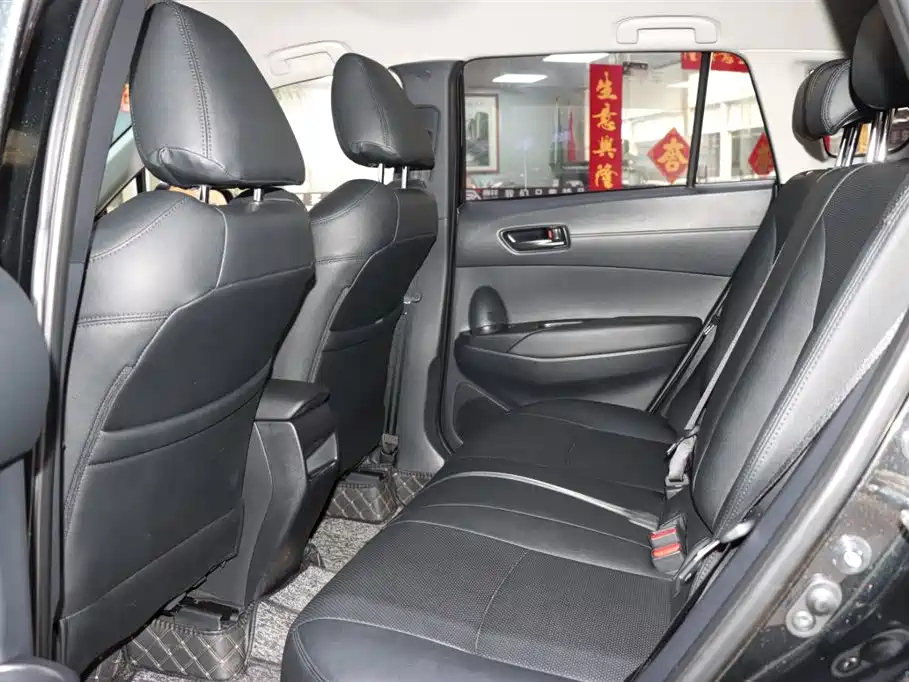 TOYOTA COROLLA CROSS 2023