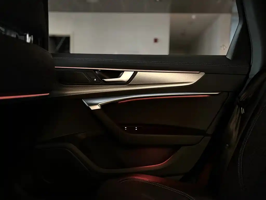 AUDI A6L 2022
