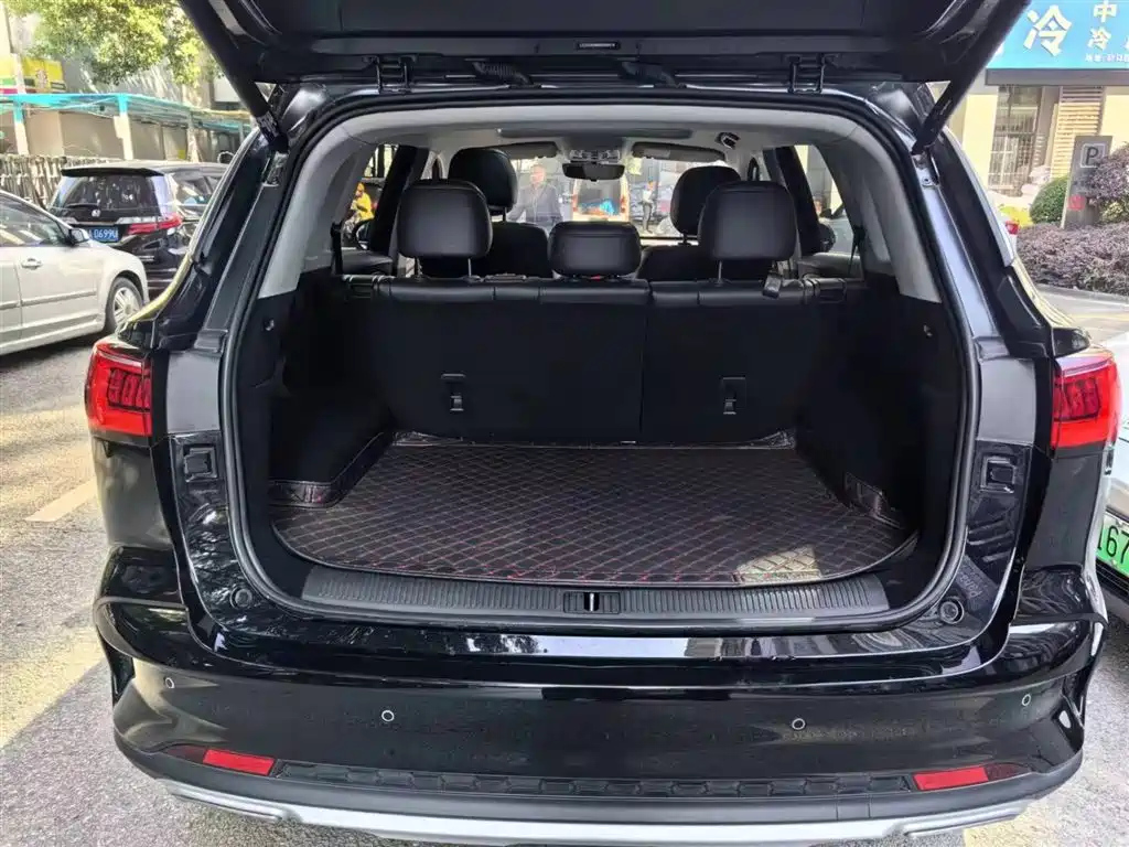 ROEWE RX5 MAX 2021
