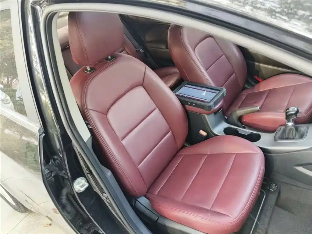KIA K3 2015