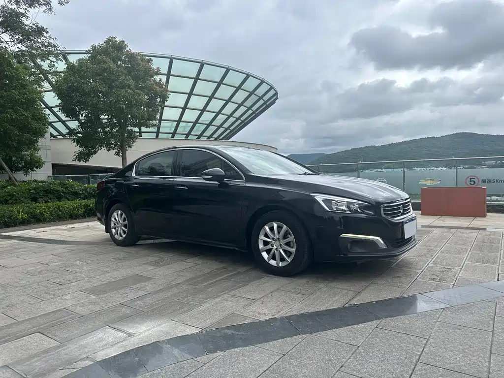 PEUGEOT 508 2015
