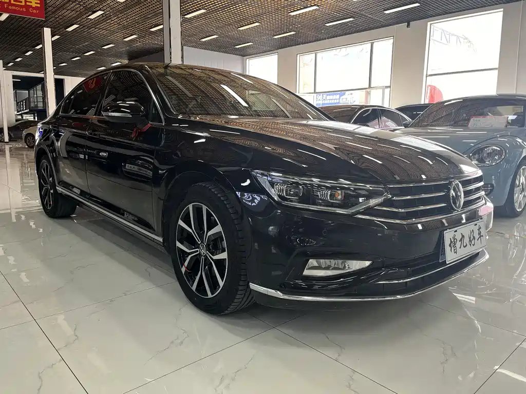 VOLKSWAGEN MAGOTAN 2022