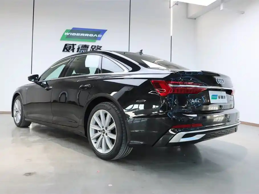 AUDI A6L 2023