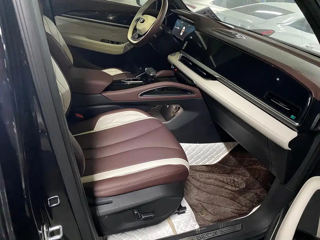 GEELY AUTO MONJARO 2021