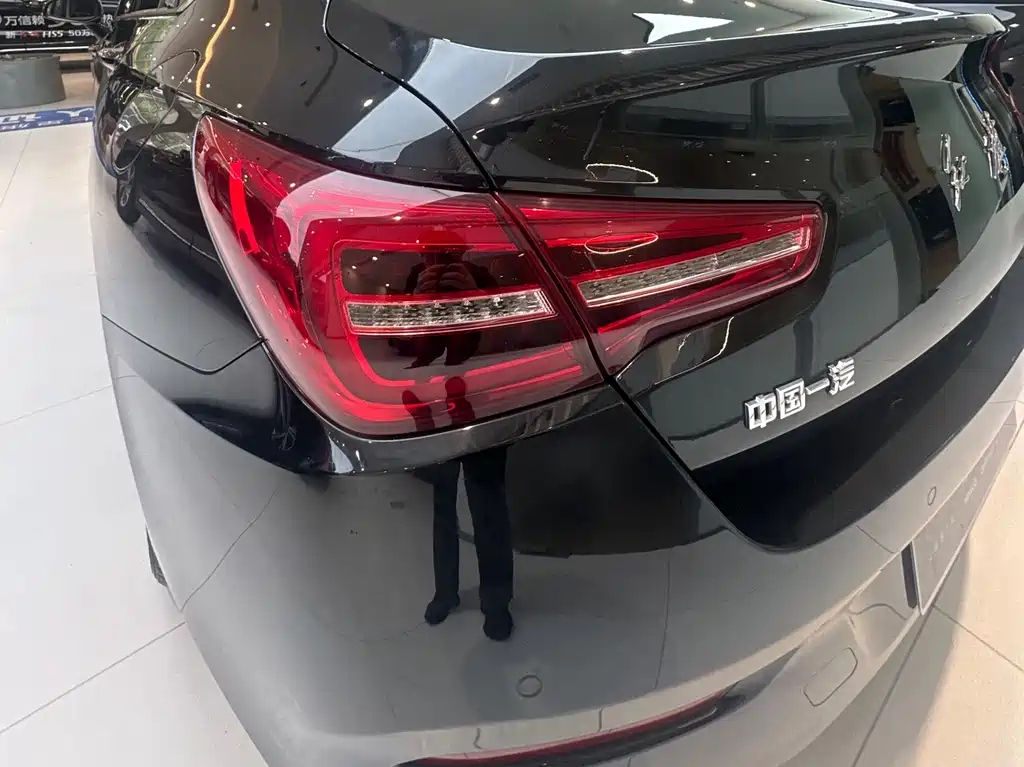HONGQI H5 2022
