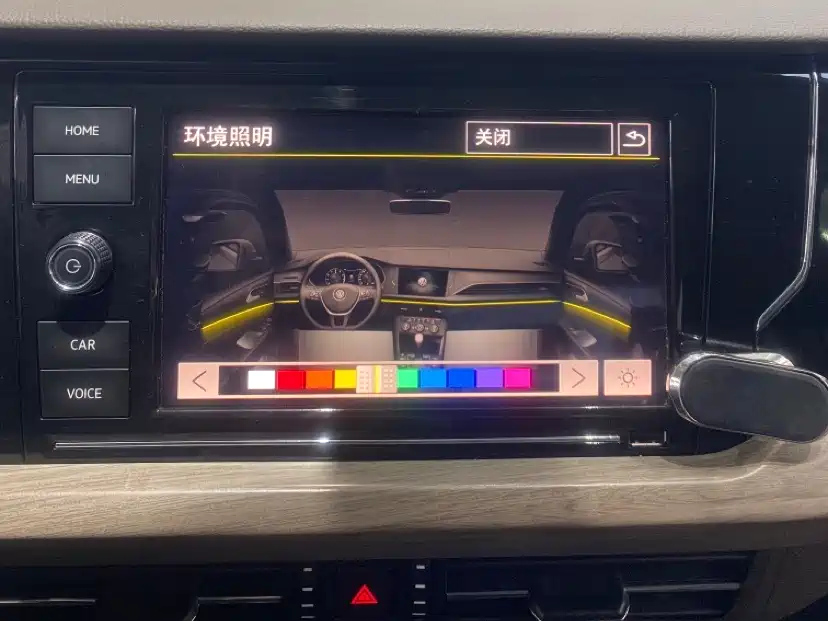 VOLKSWAGEN PASSAT 2020