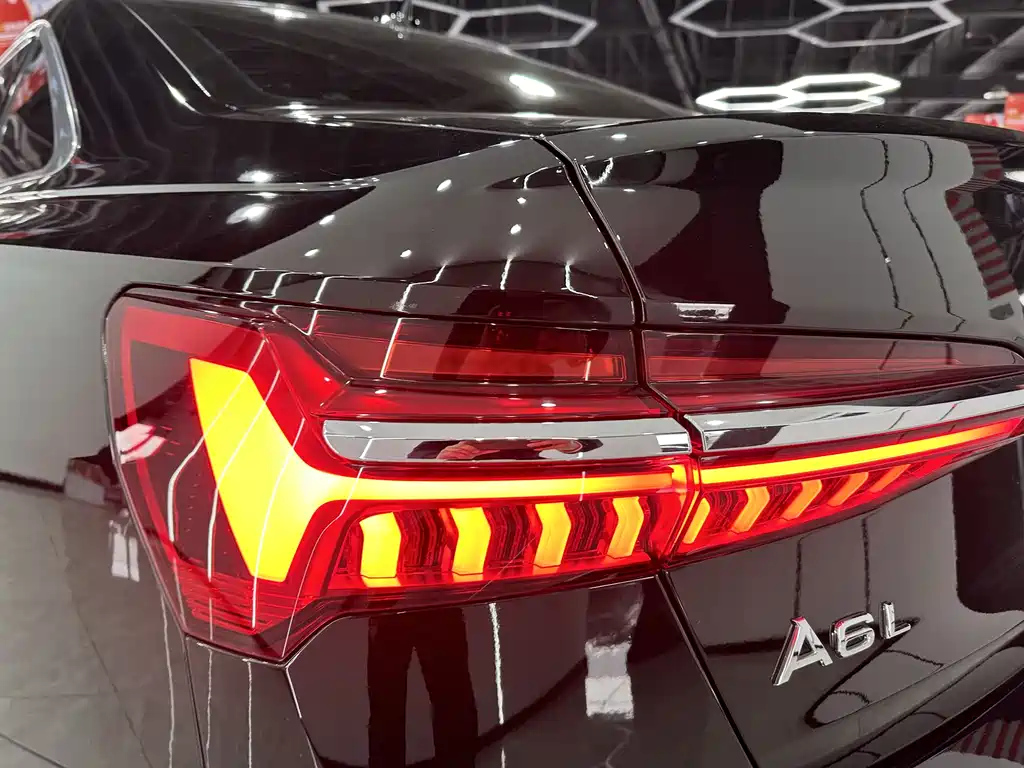 AUDI A6L 2021