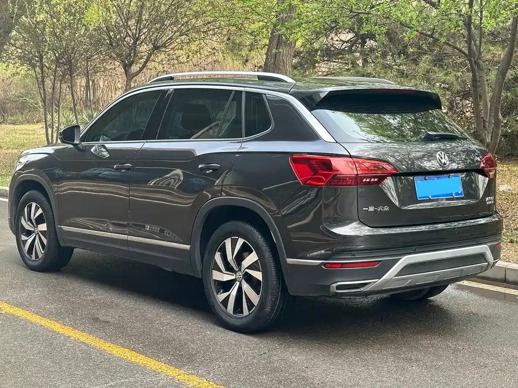 VOLKSWAGEN TAYRON 2019