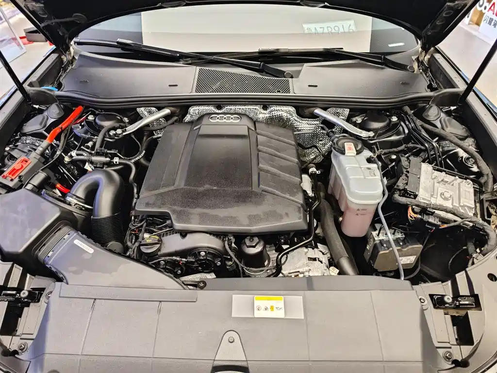 AUDI A6L 2021