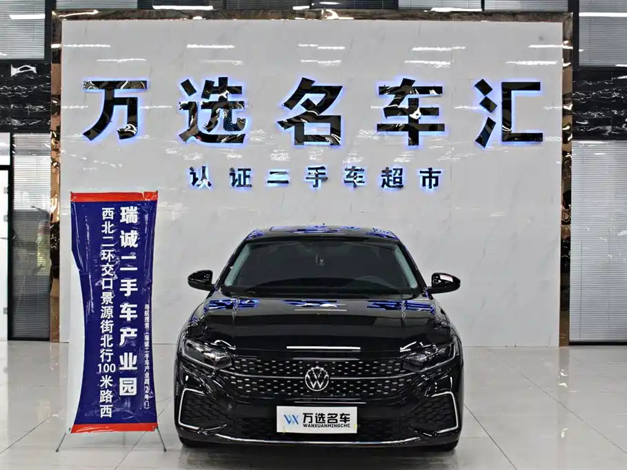 VOLKSWAGEN PASSAT 2022