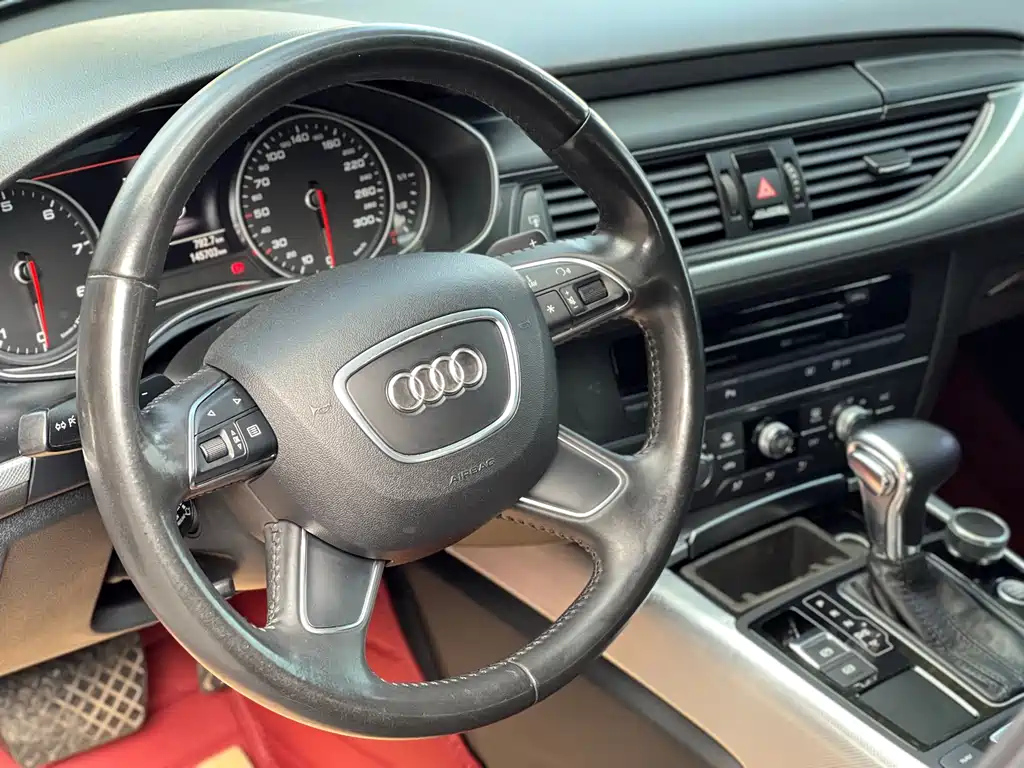 AUDI A6L 2014