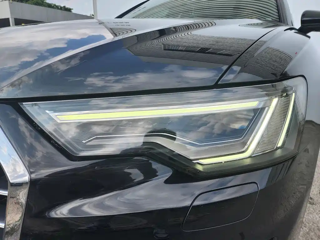 AUDI A6L 2021