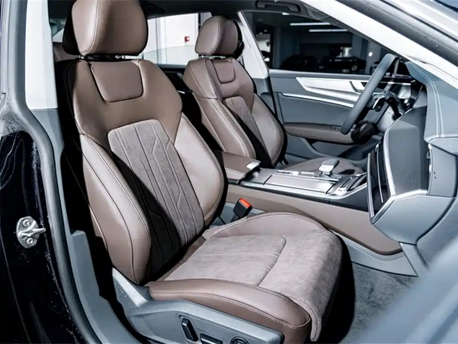 AUDI A7L 2024