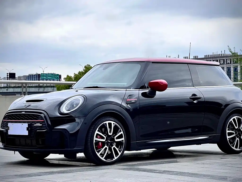 MINI JCW 2022