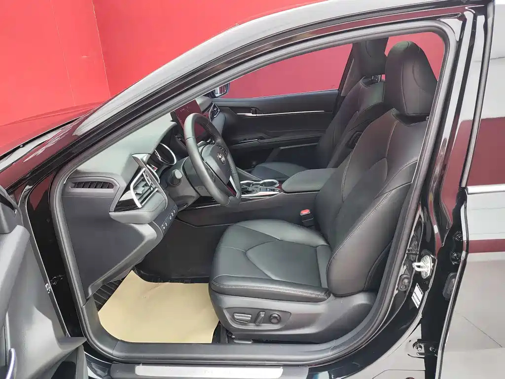 TOYOTA CAMRY 2022
