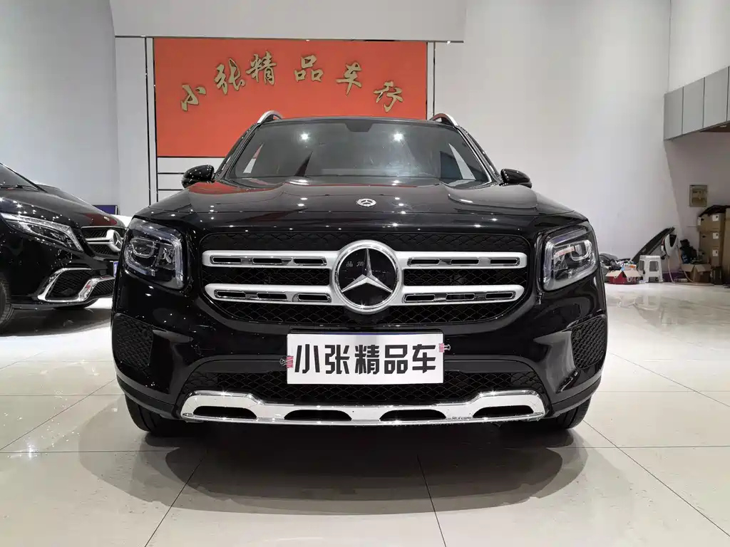 MERCEDES BENZ GLB 2023