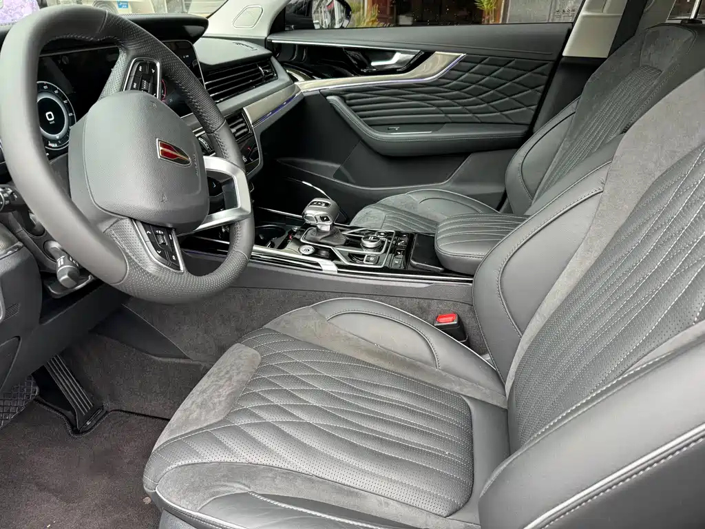 HONGQI HS5 2022