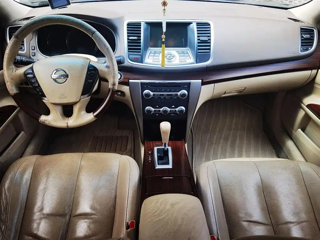 NISSAN TEANA 2009
