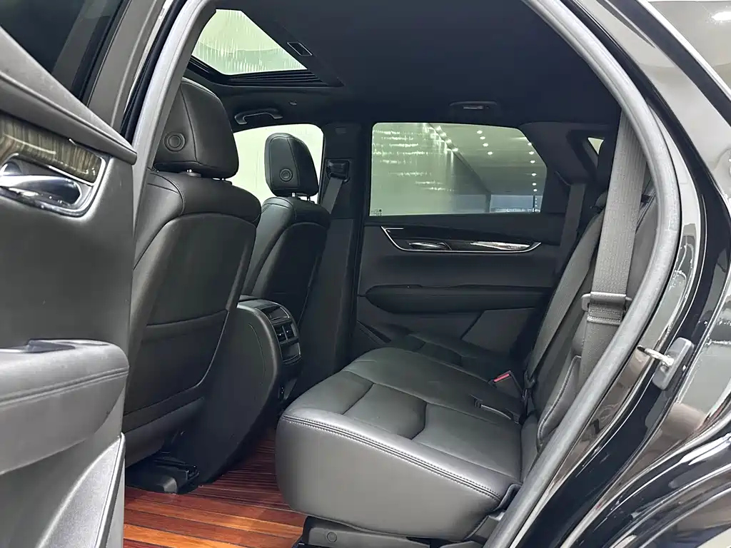 CADILLAC XT5 2019