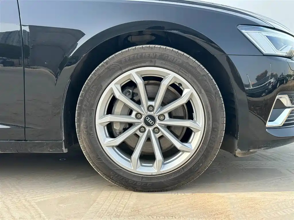 AUDI A6L 2023