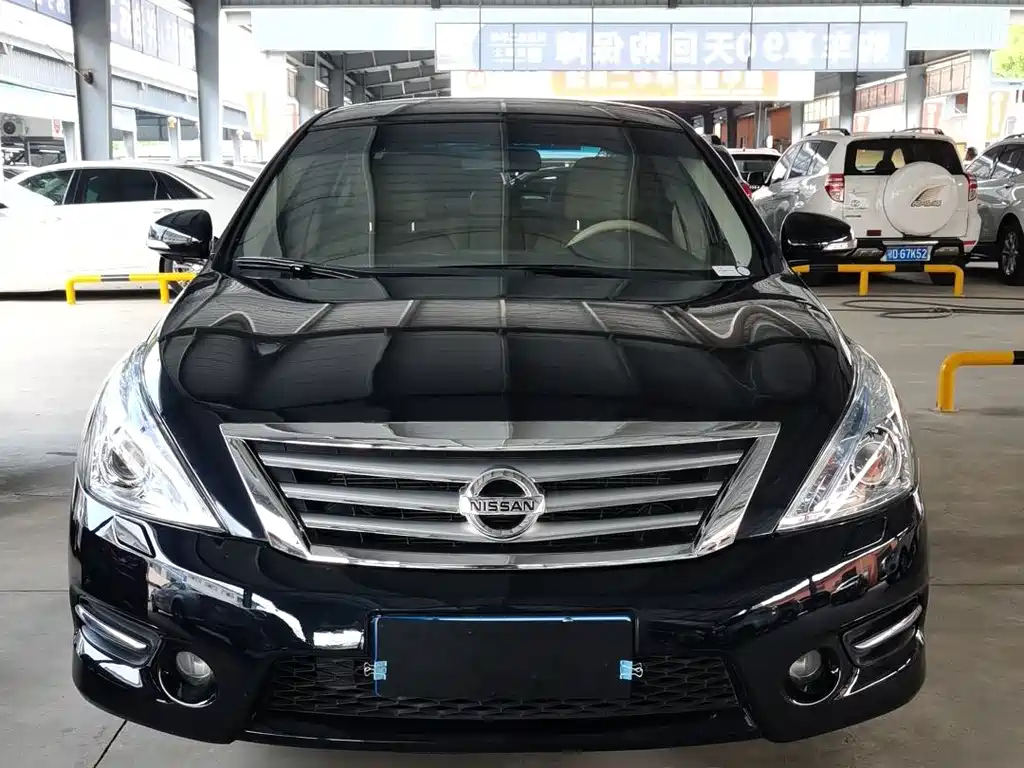NISSAN TEANA 2012