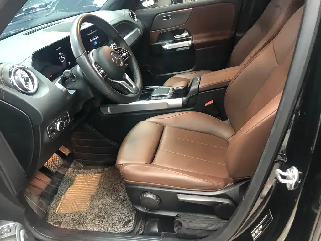 MERCEDES BENZ GLB 2022