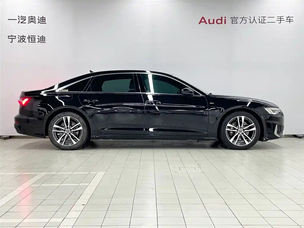 AUDI A6L 2021