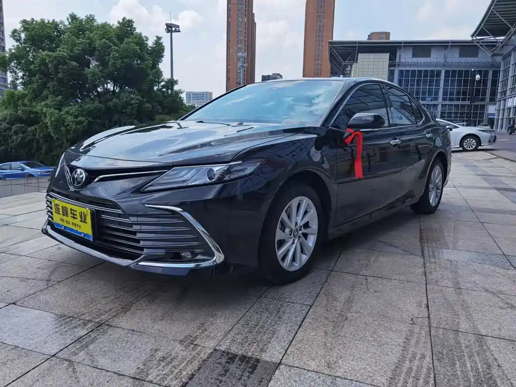 TOYOTA CAMRY 2021