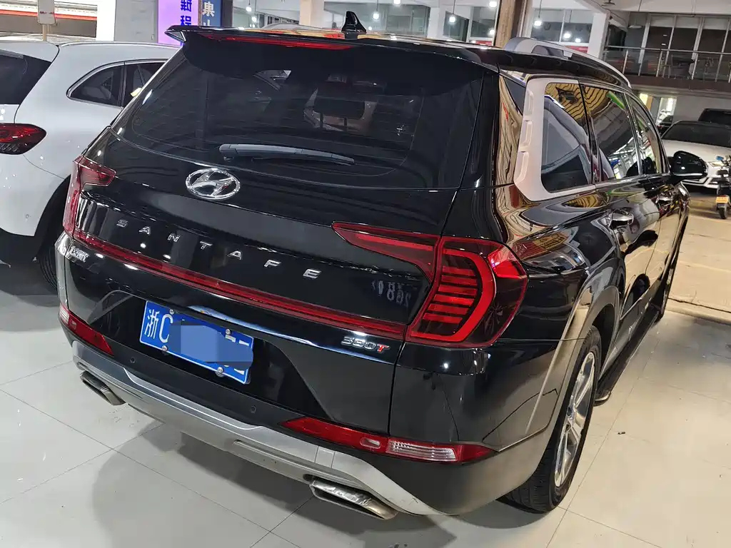 HYUNDAI SANTAFE 2020