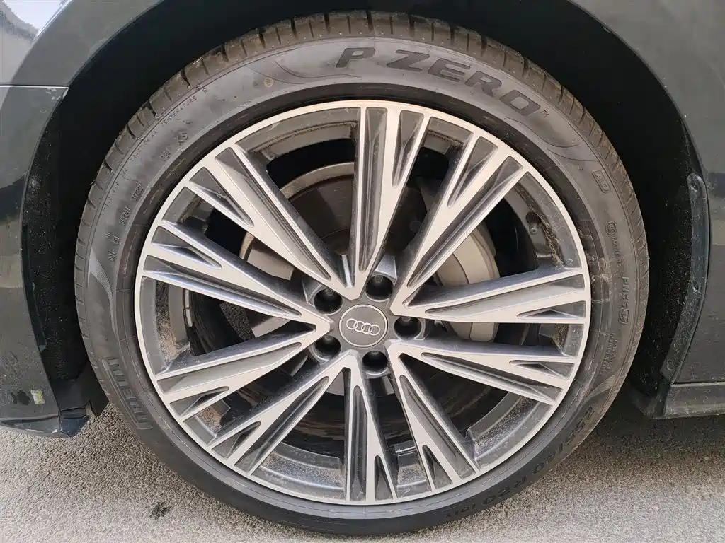 AUDI A6L 2021