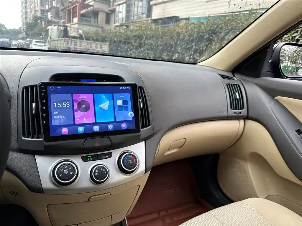HYUNDAI CELESTA 2010