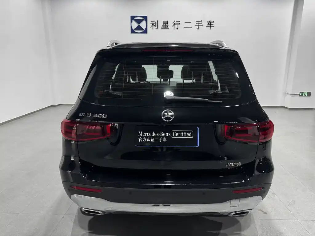 MERCEDES BENZ GLB 2024