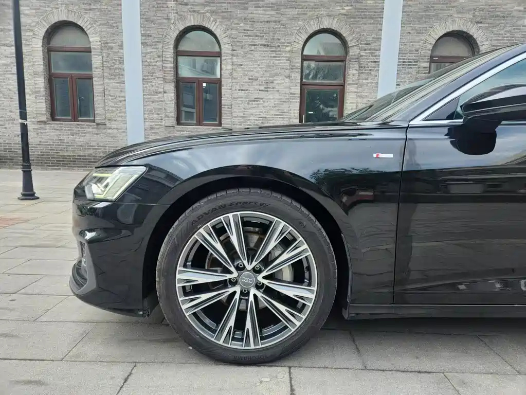 AUDI A6L 2020
