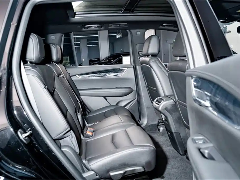 CADILLAC XT6 2022