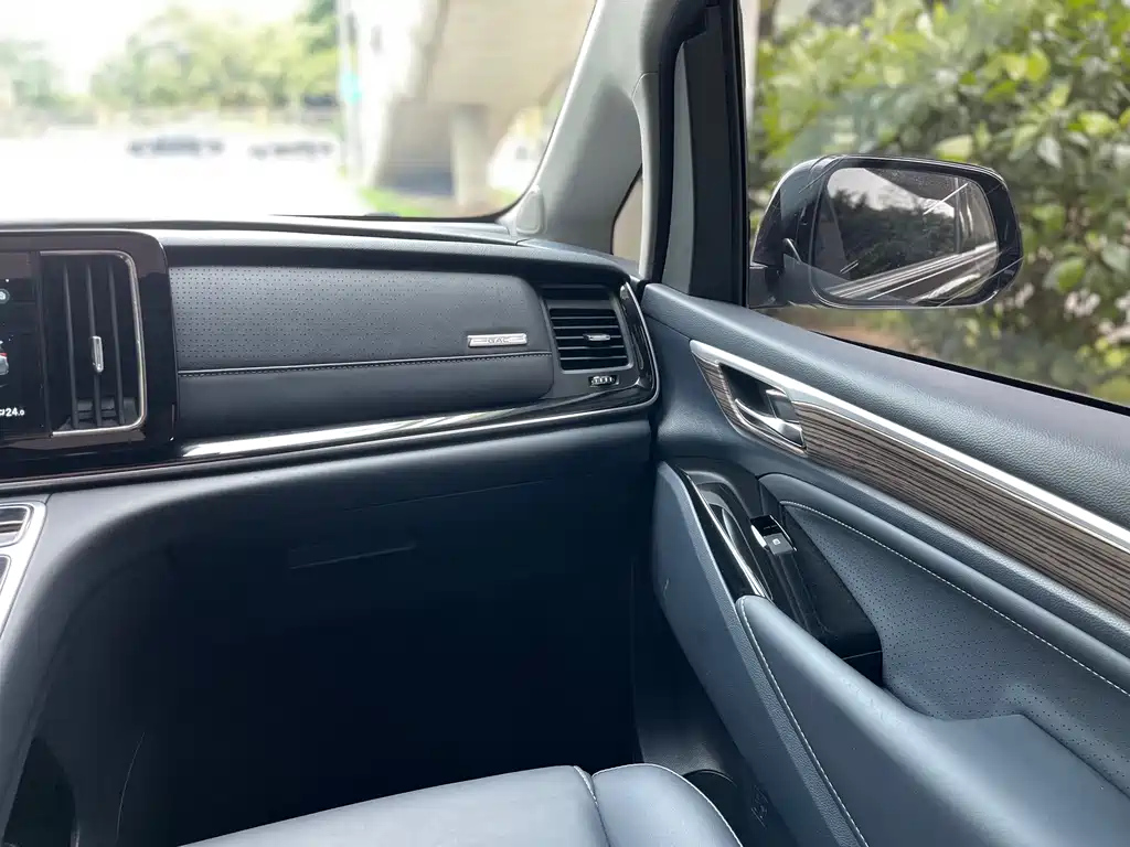 TRUMPCHI M8 2021