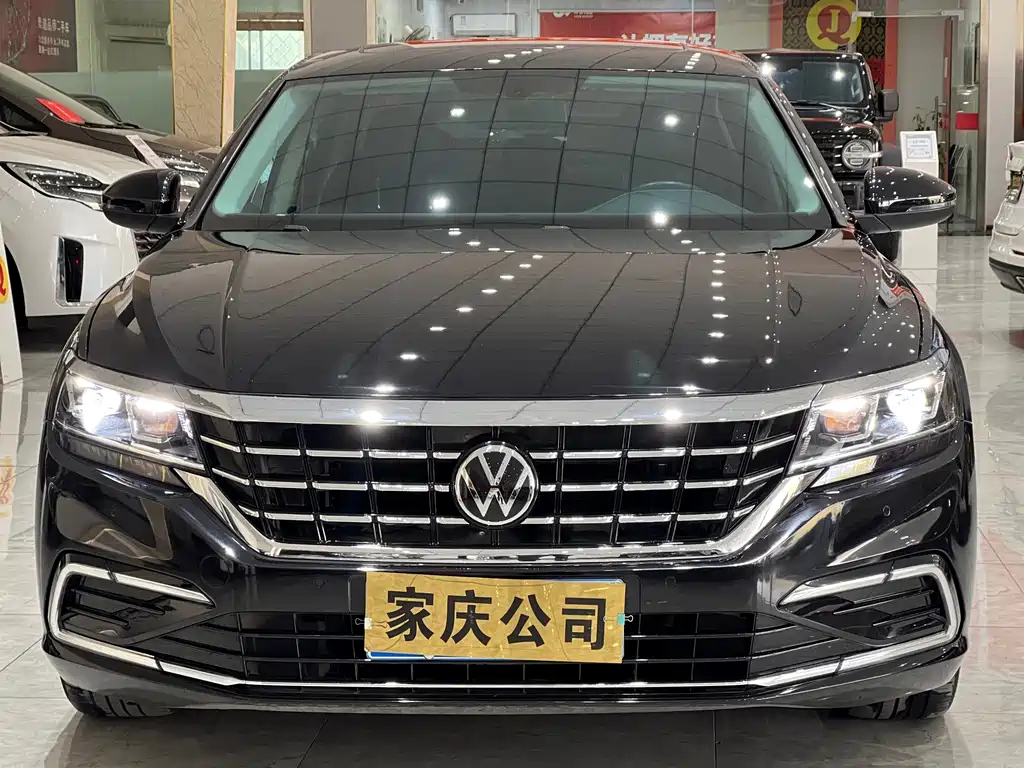 VOLKSWAGEN PASSAT 2021